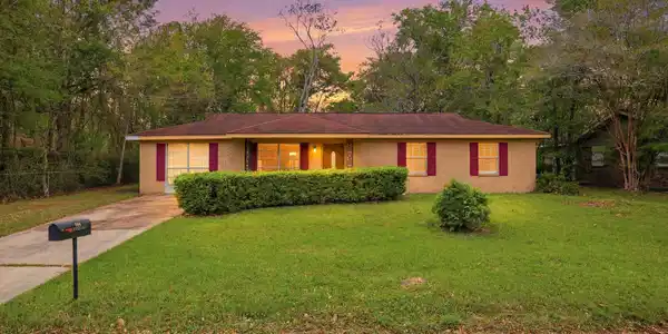 103 Forest Drive