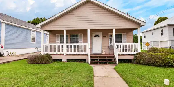 435 E Second Street