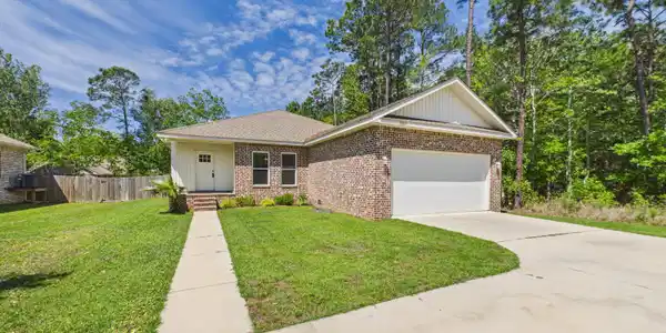 1925 Beachview Drive