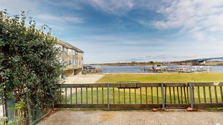 495 Popps Ferry Road