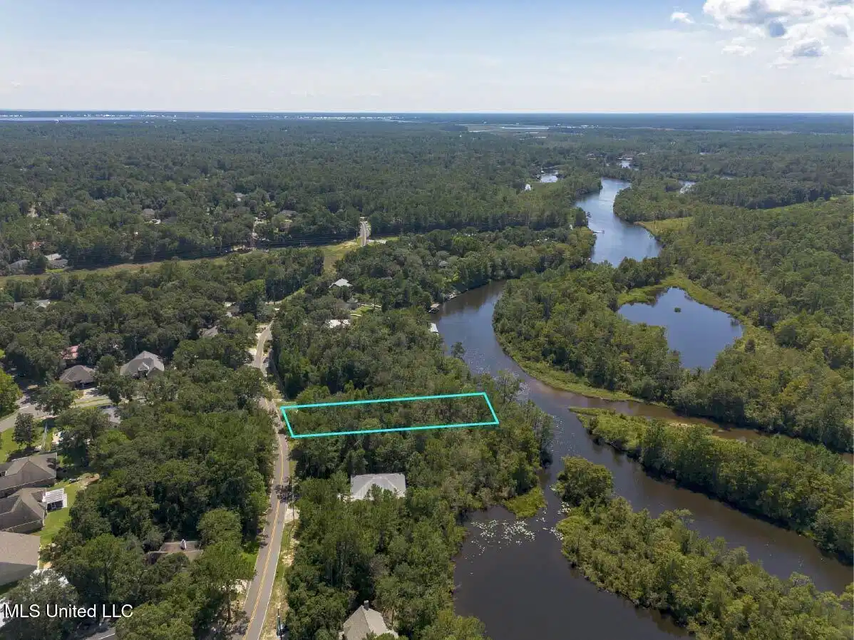 Image 1: DJI_0151-HDR POL1