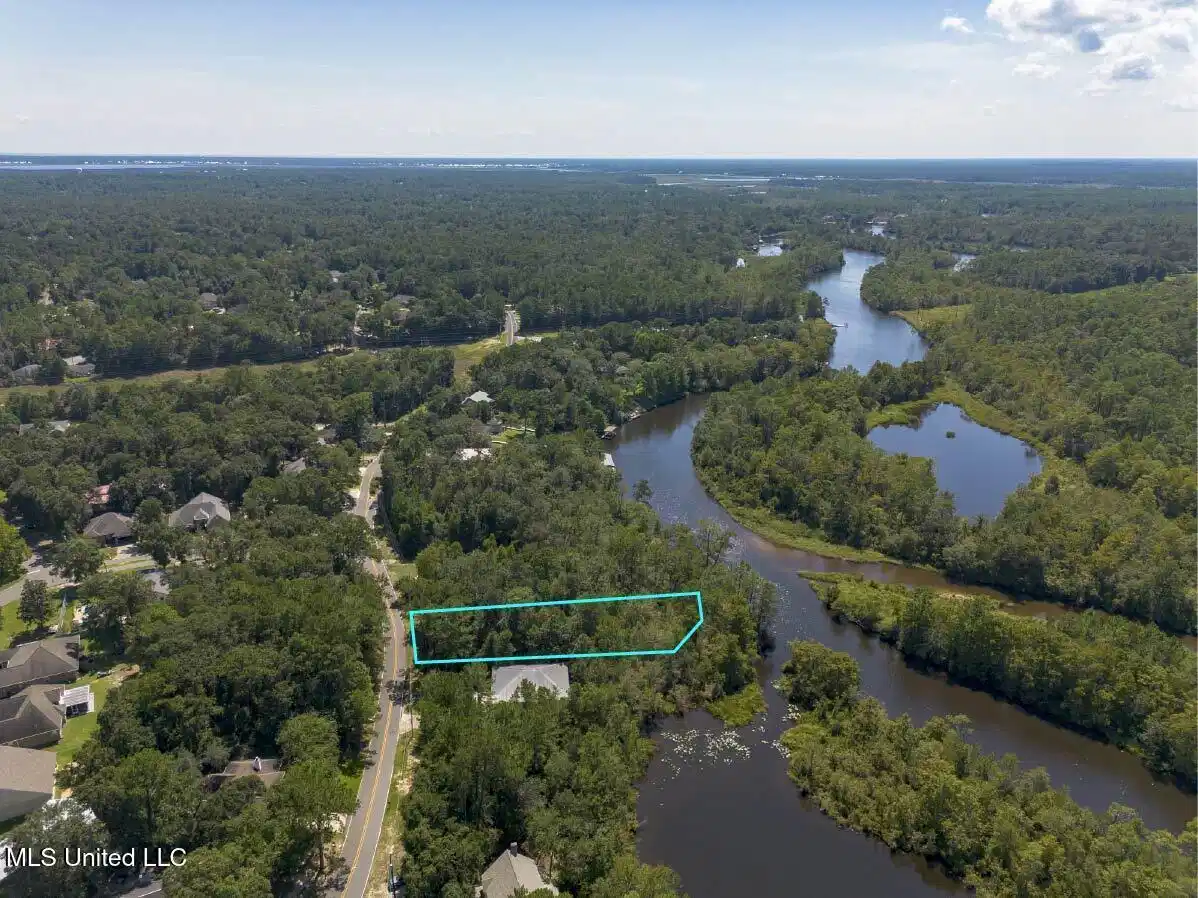 Image 1: DJI_0151-HDR POL2