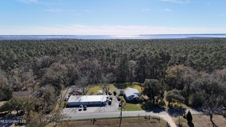 7041/7047 Kiln Delisle Road