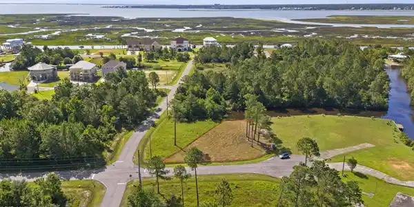 Image 3: View