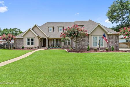 3008 Oakleigh Circle