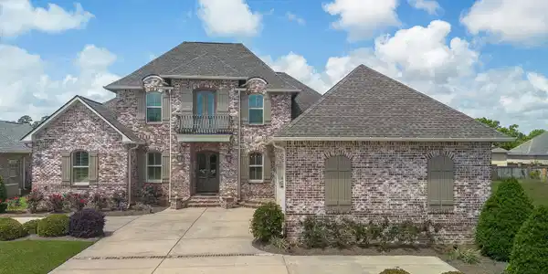 391 Fly Away Court