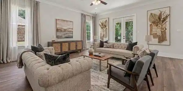 Image 3: 010_Living Room