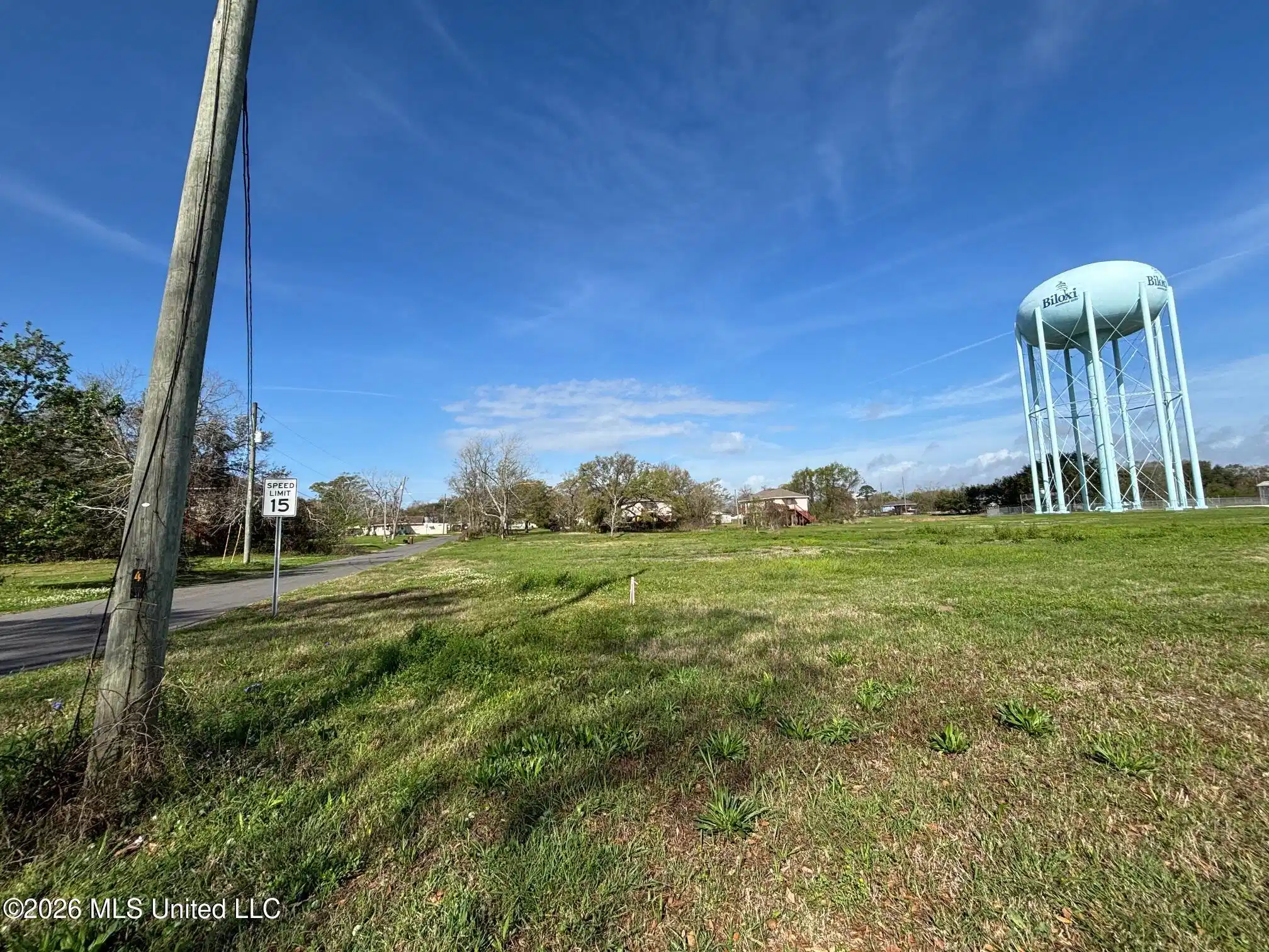 Image 1: Exterior
