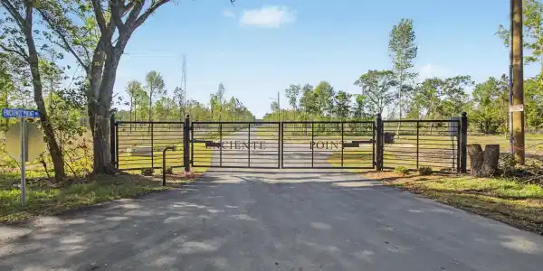 13055 Enciente Point Drive