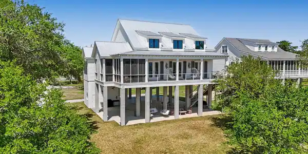 805 N Beach Boulevard