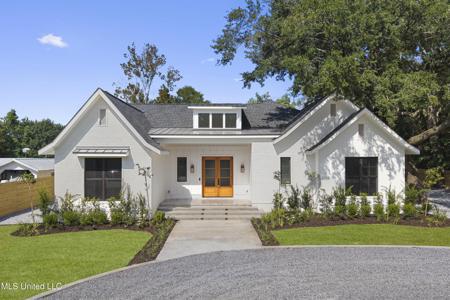 1203 Calhoun Street
