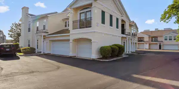 2252 Beach Drive