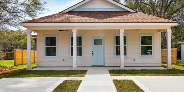 Image 2: Front