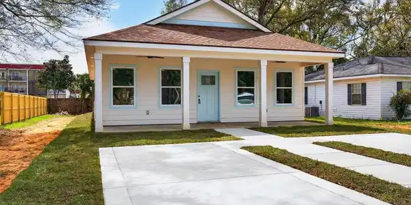 Image 3: Front View Prior to all Sod