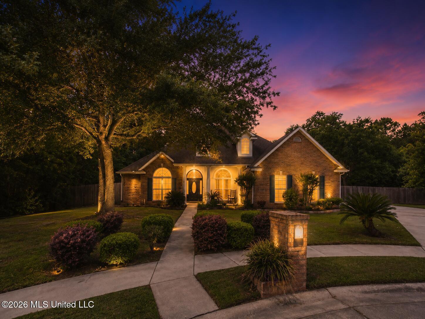 Image 2: Belle Terre Twilight Photo