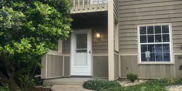 495 Popps Ferry Road