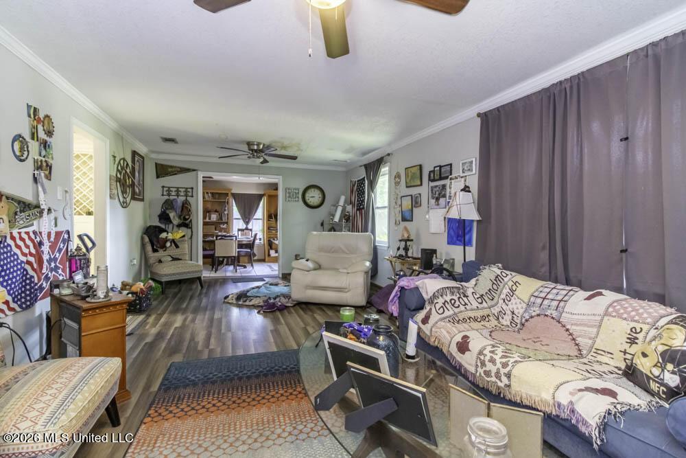 Image 4: Family room 1.2
