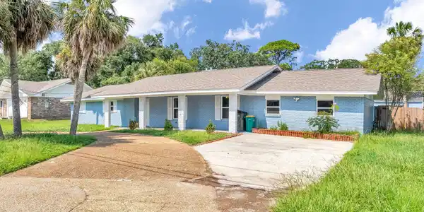 Image 2: 2-web-or-mls-331 Big Lake Rd 2