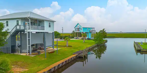 Image 3: Canal view