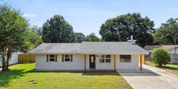 230 Eastland Boulevard