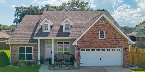 2804 Rue Beaux Chenes