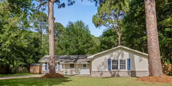 116 Braeburn Drive