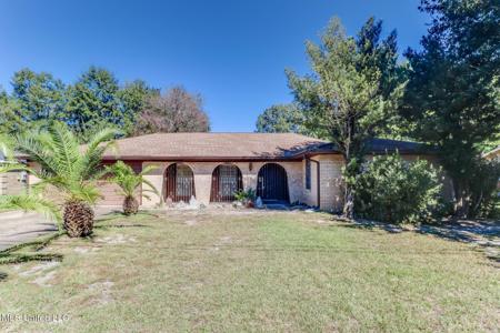 757 Canterbury Drive