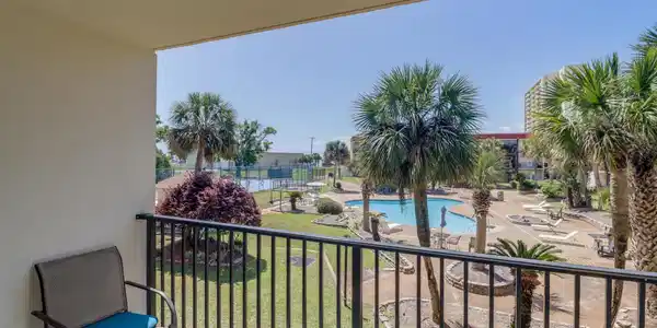 2046 Beach Boulevard