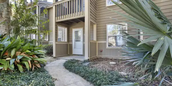 495 Popps Ferry Road