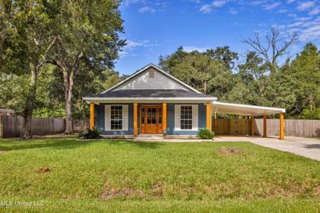 1305 Dorothy Street