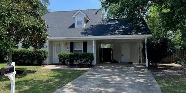 4574 Laurelwood Drive
