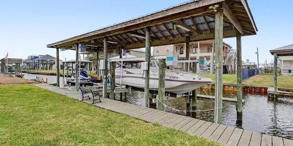 Image 3: Double Boat lift