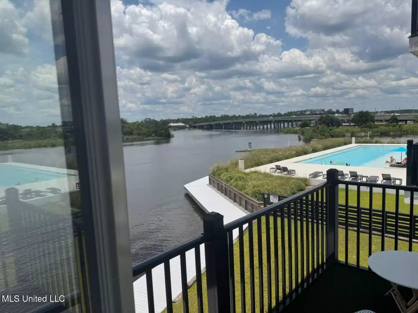 Image 1: BalconyView