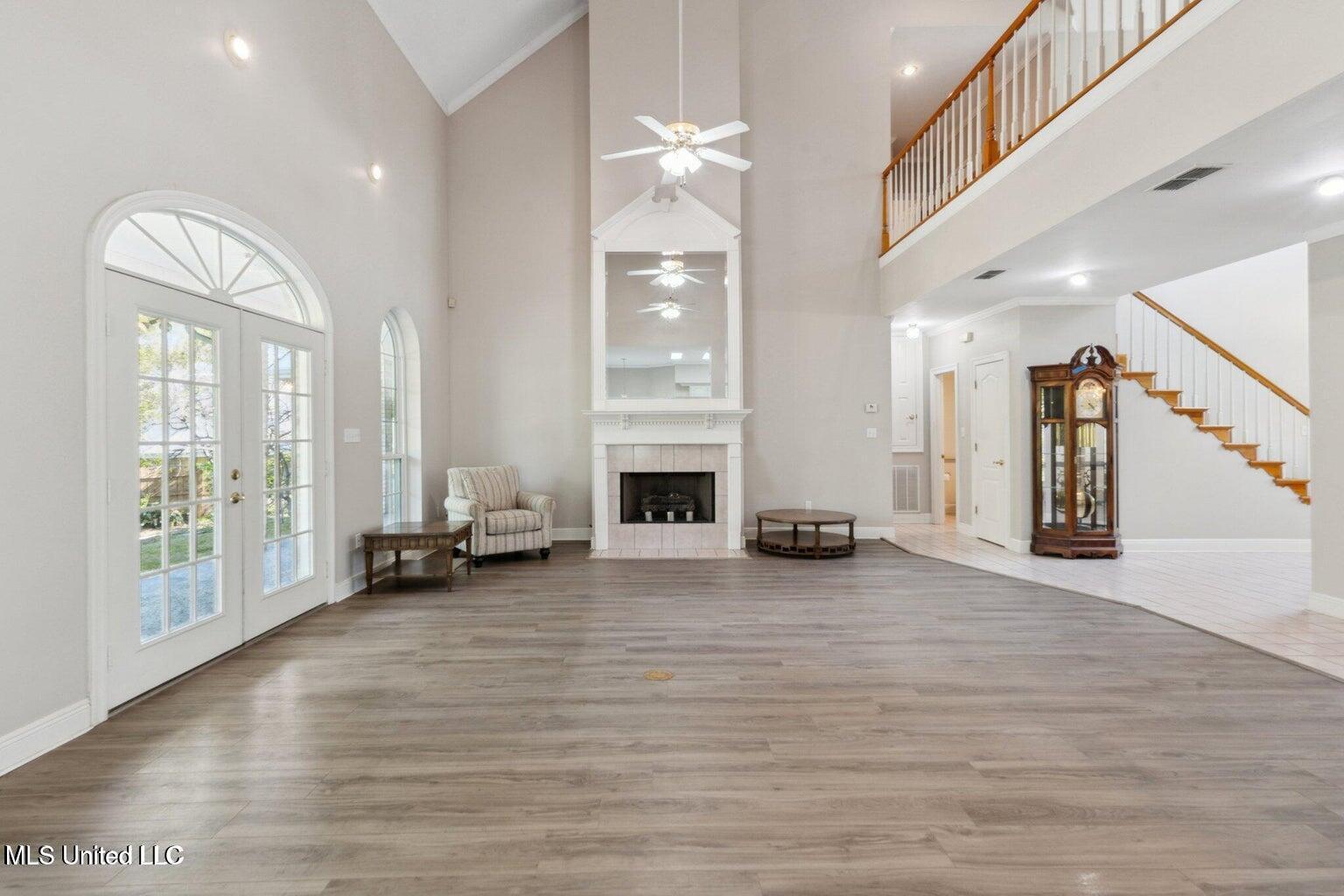 Image 3: DH Living Room