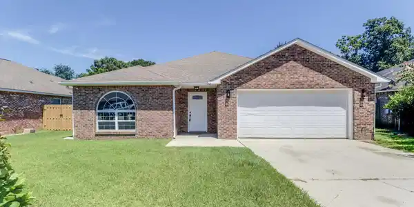 10556 Shore Cove