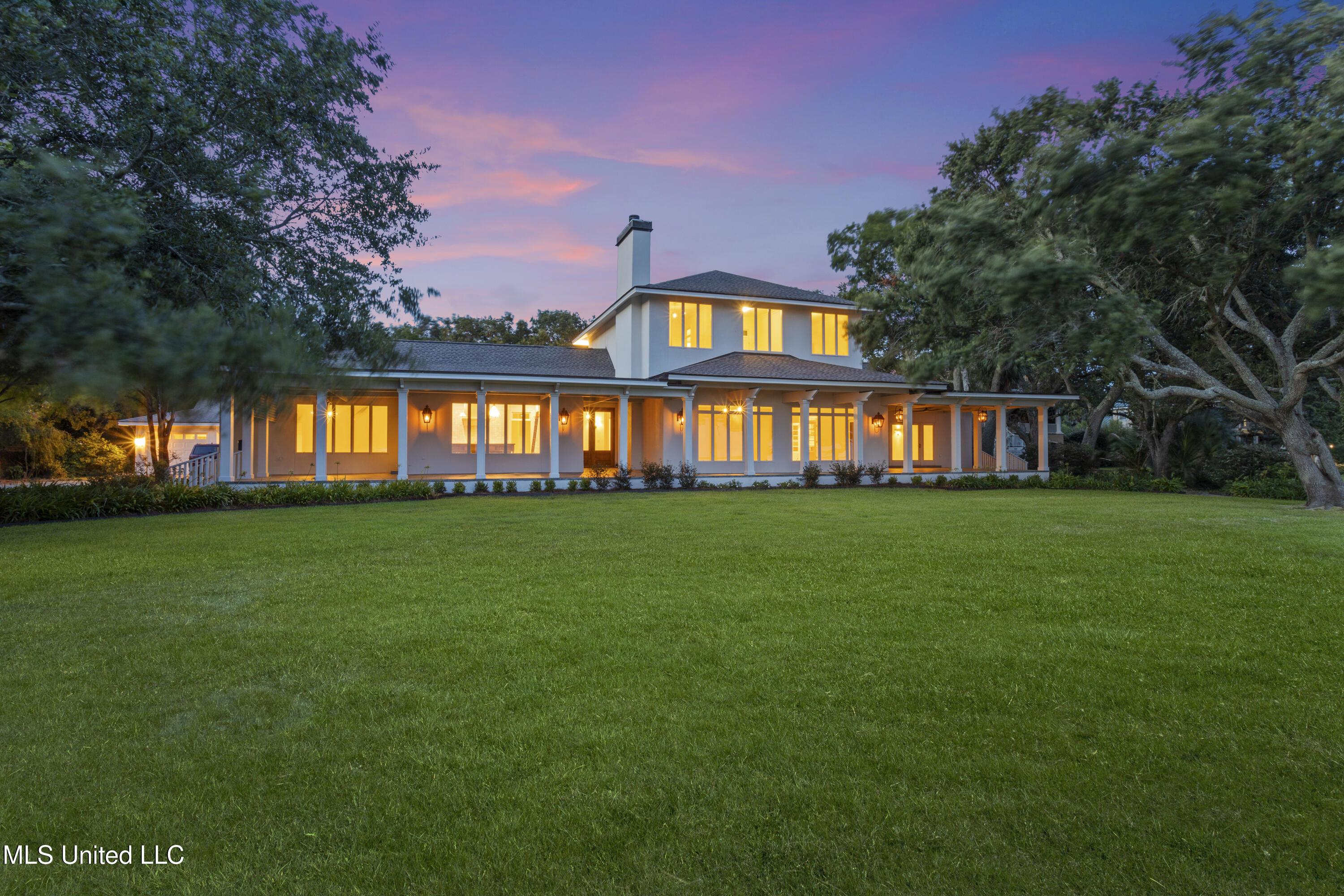 Image 2: Front Exterior