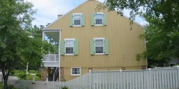 Image 4: 4