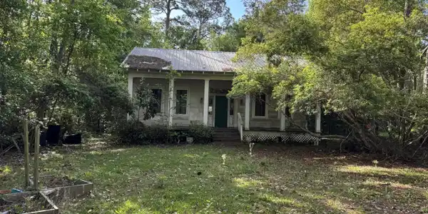 810 Saint Joseph Street