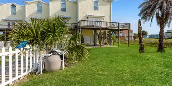 Image 3: Frontview1
