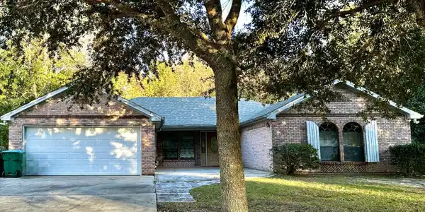 704 Hidden Oaks Drive
