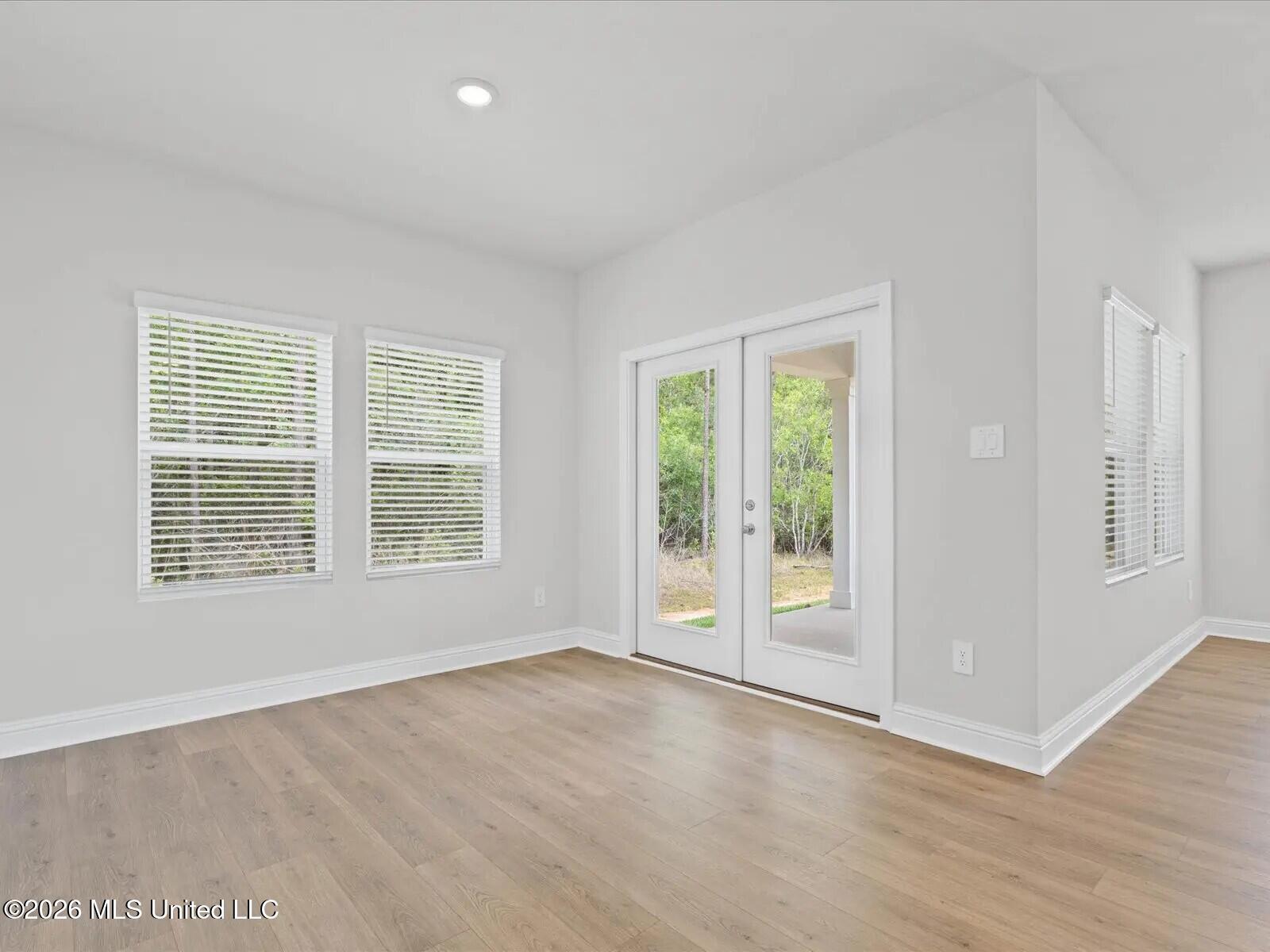 Image 2: Dining Area