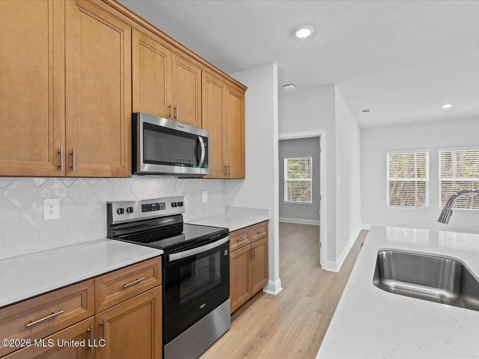 Image 4: Kitchen 3