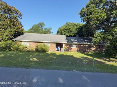 289 Holcomb Boulevard