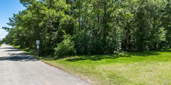 Image 3: 120 Engman Ave (20)