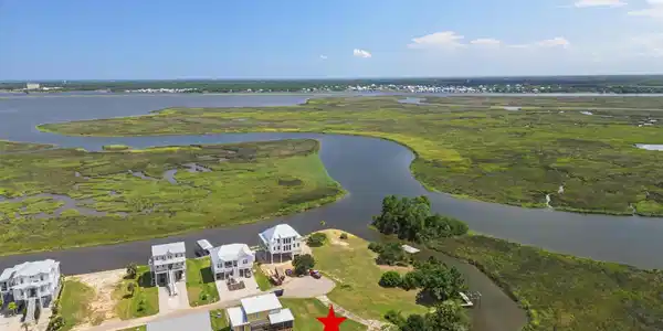 Image 4: Aerial view