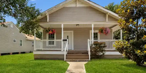 2021 19th Avenue