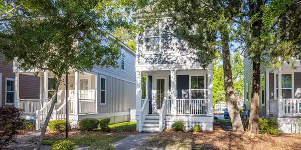 2207 Government Street
