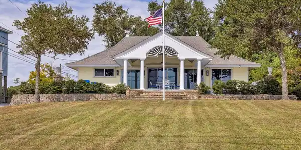 816 S Beach Boulevard