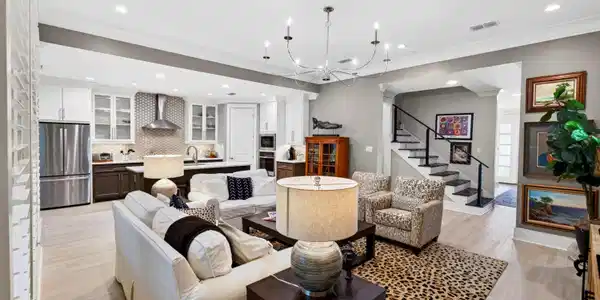 Image 3: 7523CrookedStickDr-11