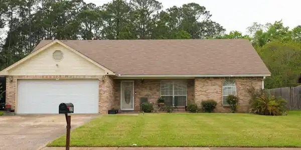 3270 Stonegate Circle